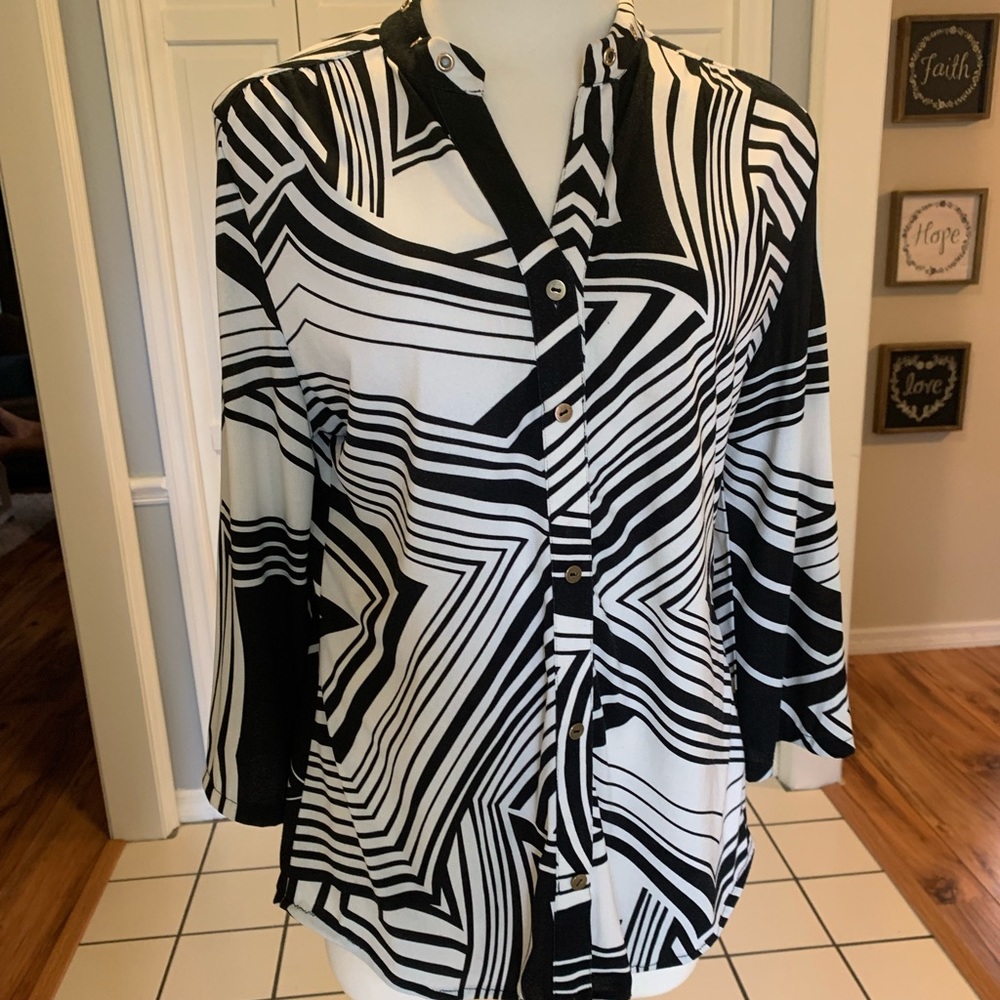 🌟Black & white blouse- retro